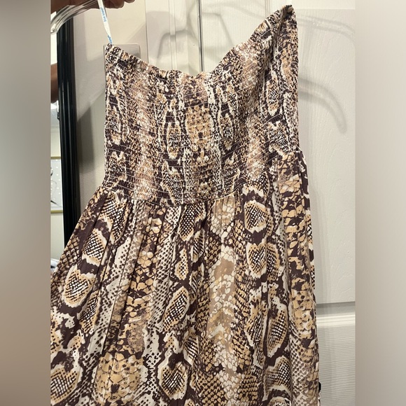 Blue Island strapless sundress, size medium, reptile print - Picture 6 of 6